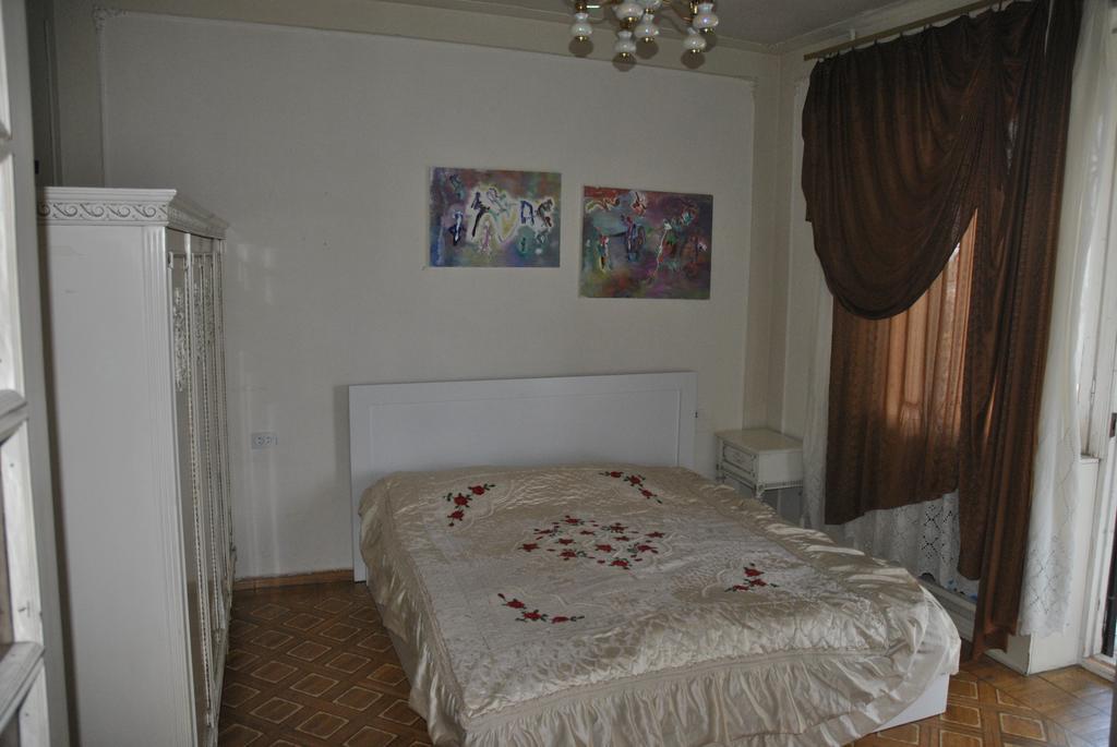 Aram Guest House Yerevan Ruang foto